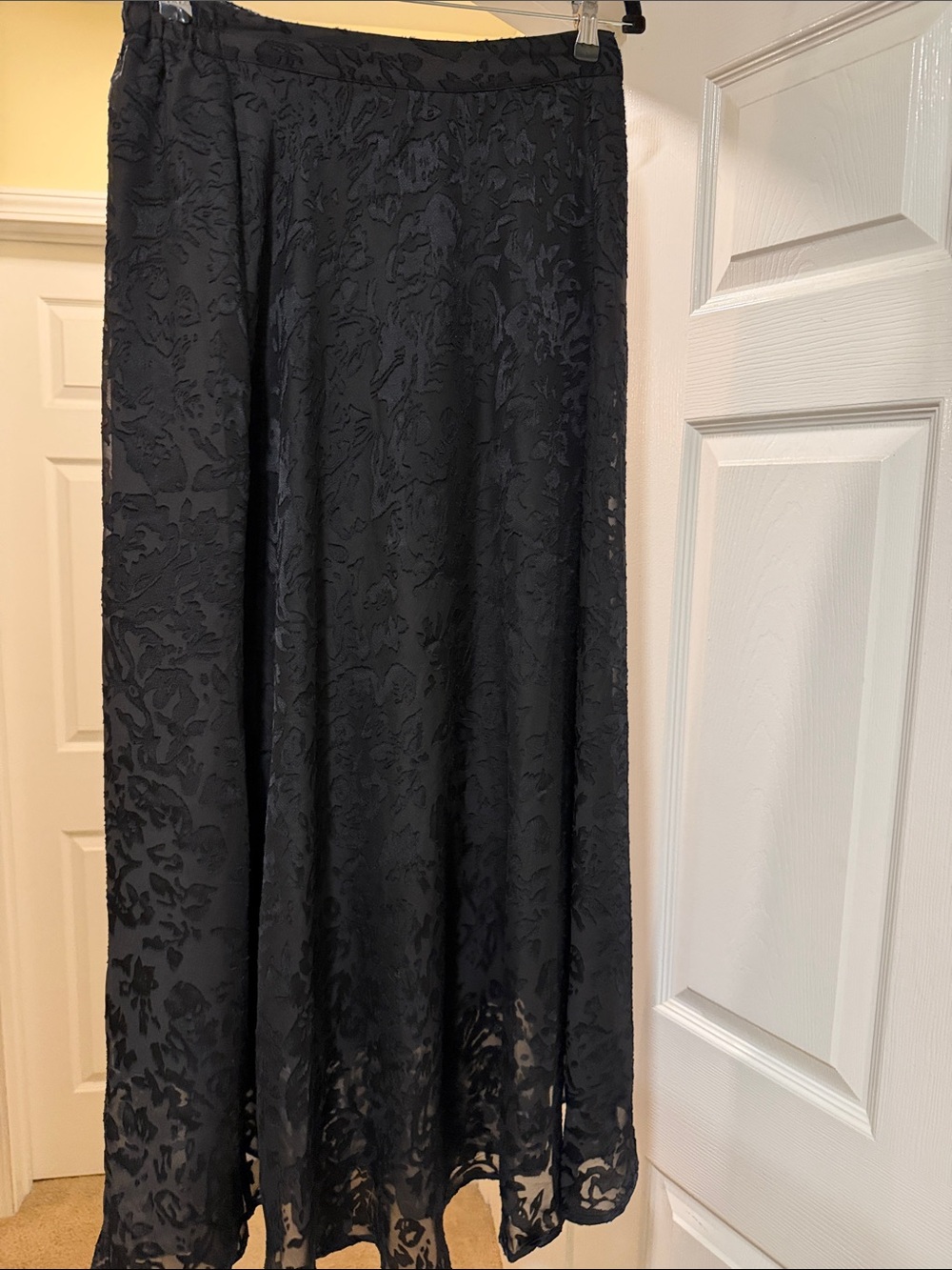 Black Floral Lace Maxi Skirt - Elegant Women's Skirt
